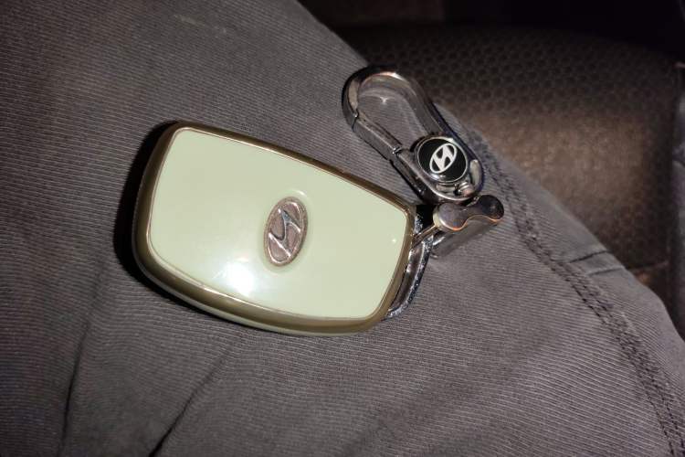 Used Hyundai Verna (new generation) 2016 1.6L Automatic Elite Edition TOP
