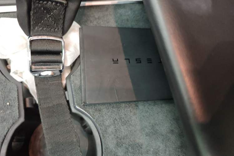 Used Tesla Model 3 2021 Standard Range Rear-Drive Upgraded Version Interior 1