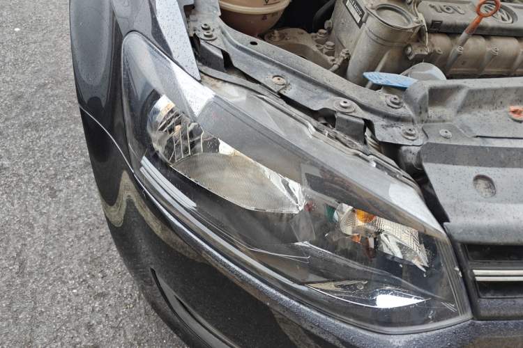 Used Volkswagen Polo 2011 1.6L Automatic ZhiShang Version
