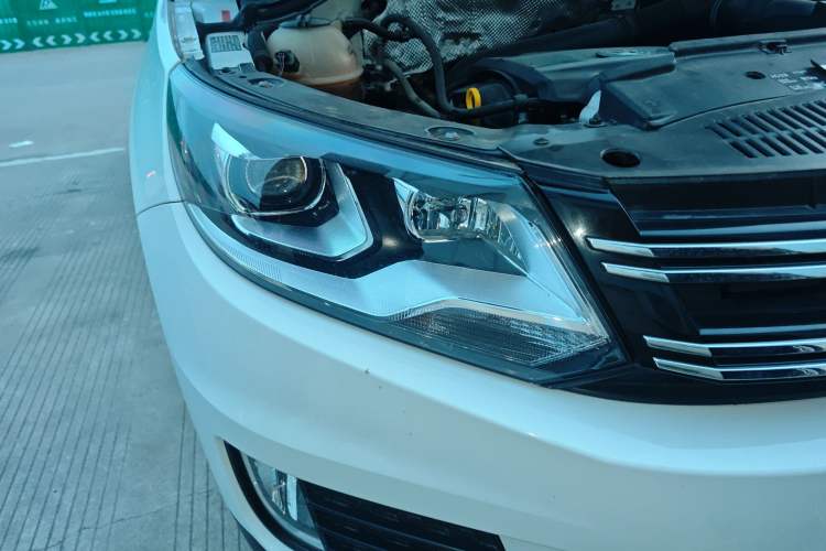 Used Volkswagen Tiguan L 2017 300TSI Automatic Two-Wheel Drive Silk Road Luxury Edition