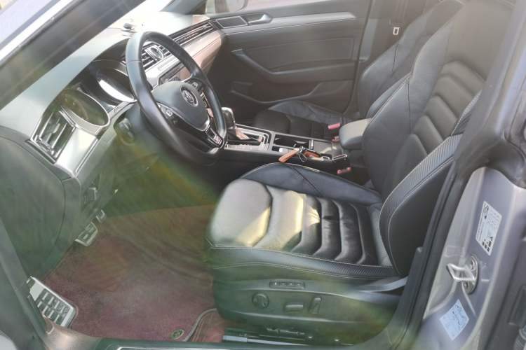 Used Volkswagen FAW-Volkswagen CC 2019 330TSI Glamour Edition China VI