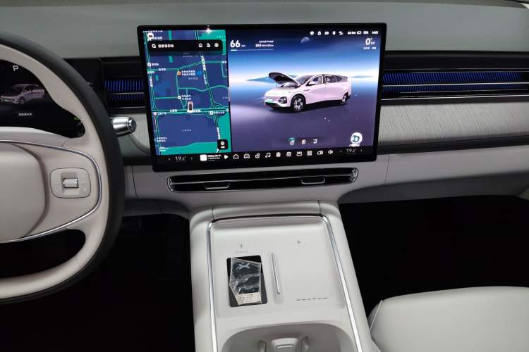 Used XPeng G6 2025 625 Long-Range Max Flagship Edition
