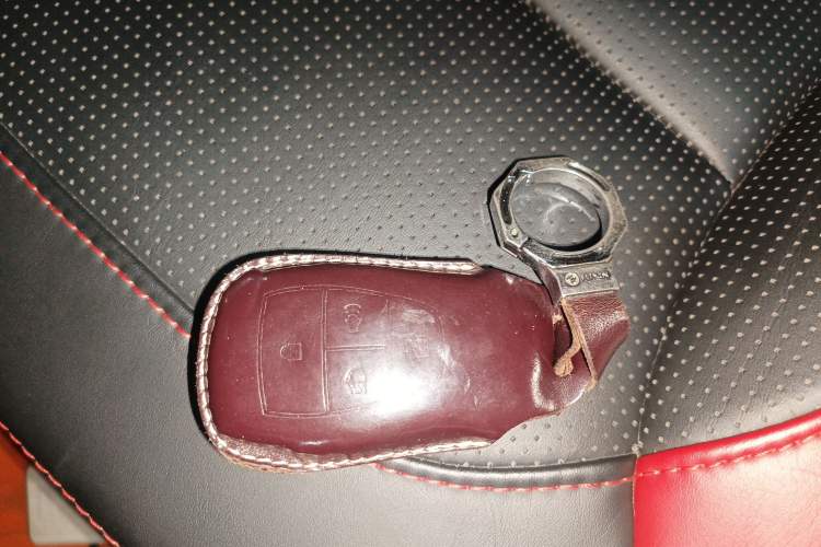 Used BAIC Off-Road BJ40 2023 2.0D Automatic Four-Wheel Drive Blade Hero Edition Adventurer Type (with Front and Rear Electronic Locks)