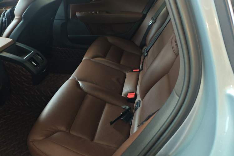 Used Volvo S90 2018 T4 Zhiyi Edition