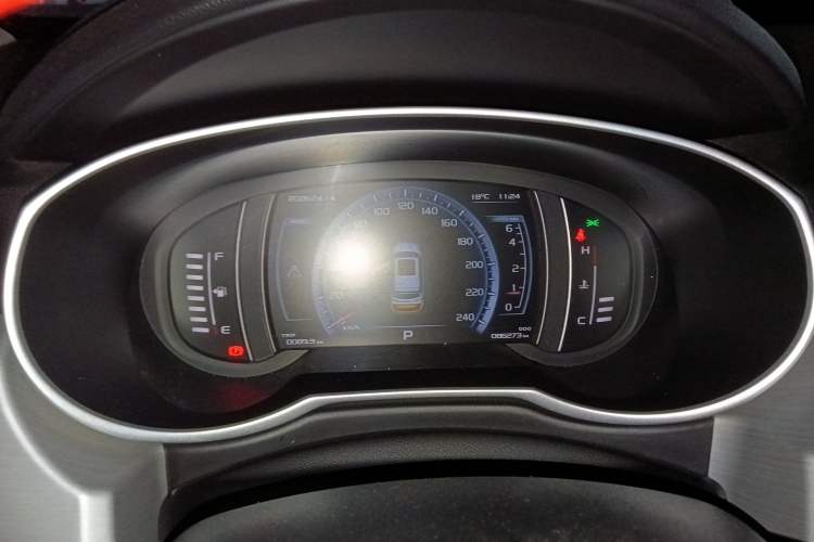 Used Geely Auto Emgrand X7 Sport 2016 1.8TD Automatic Smart Model Instrument Cluster