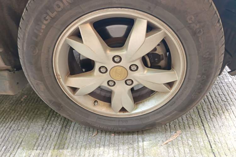 Used BYD S6 2011 2.0L Manual Luxury Version