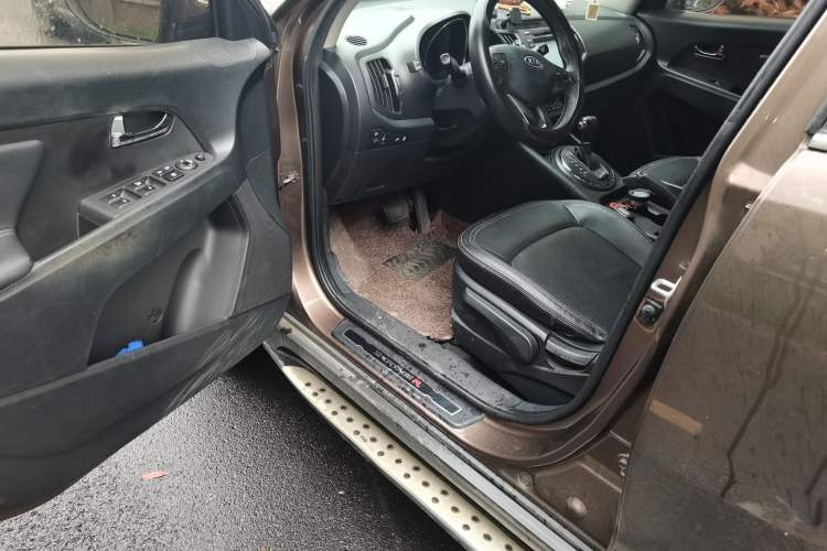 Used Kia Sportage R 2012 2.0L Automatic Two-Wheel Drive NAVI Driver Seat