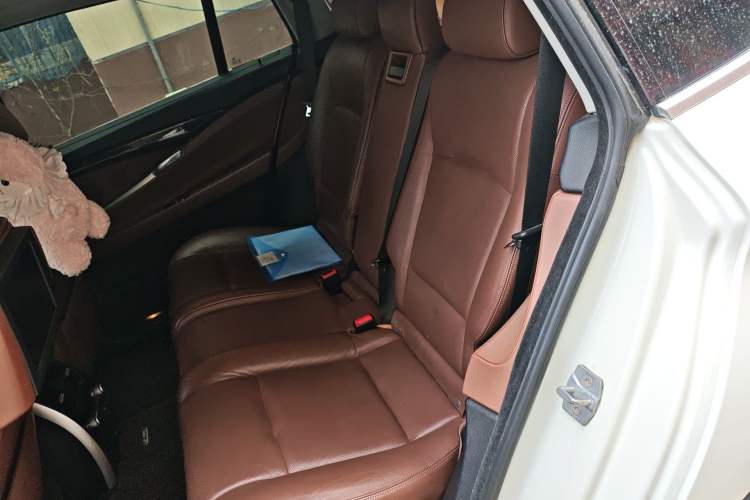 Used BMW 5 Series GT 2013 535i Elegant Edition