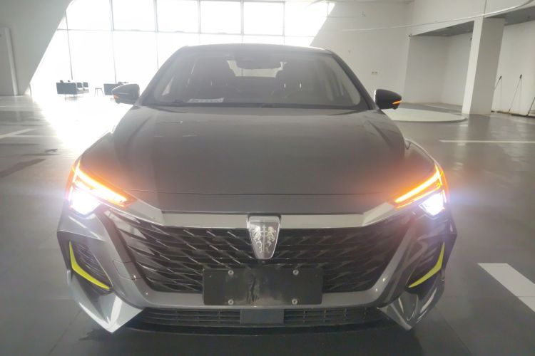 Used Roewe i6 MAX 2020 300TGI Automatic "Swell Cool Smart Drive" Edition
