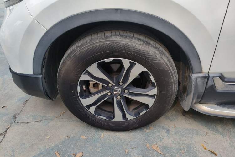 Used Honda CR-V 2017 240TURBO CVT Front-Wheel Drive Fashion Edition