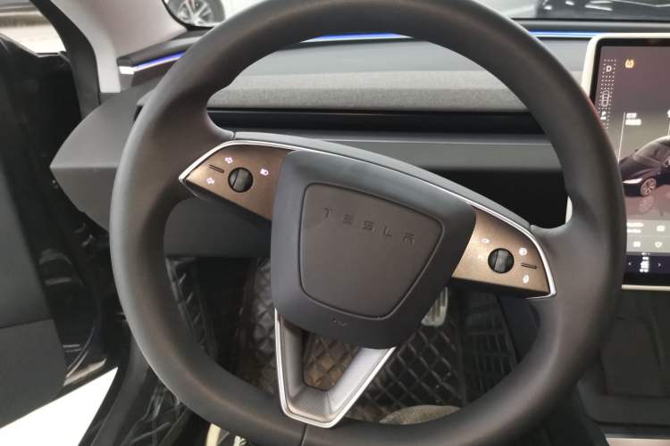 Used Tesla Model 3 2023 Rear-Wheel-Drive Version Steering Wheel