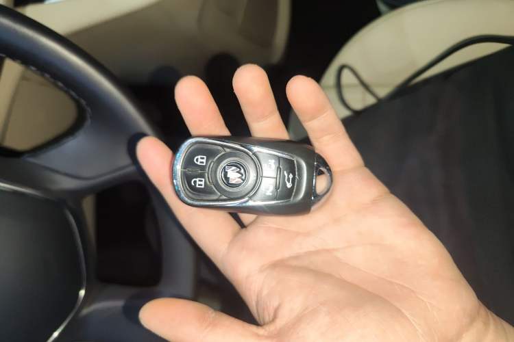 Used Buick GL8 2022 ES Land Cruiser 653T Luxury Model