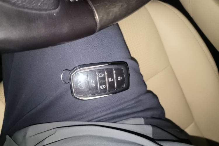 Used Toyota Vellfire 2020 Dual-Engine 2.5L HV Prestige Edition