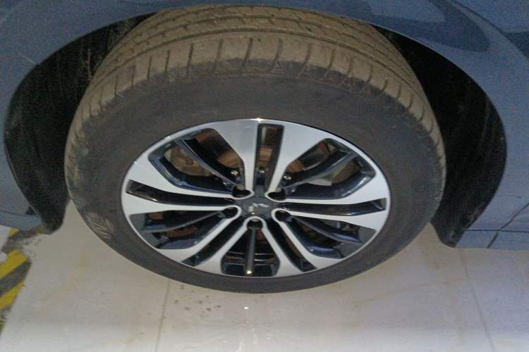 Used Wuling Victory 2022 280T 1.5T CVT Flagship Edition Exterior 4