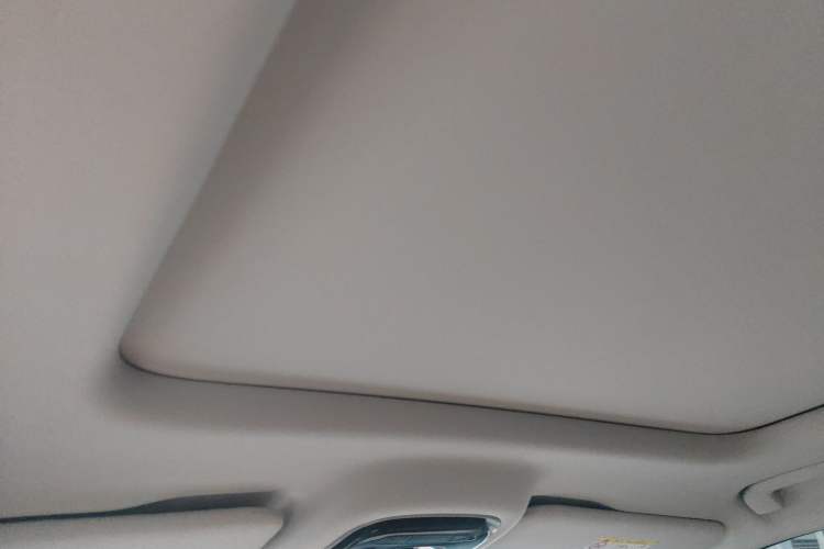 Used Chery Tiggo 8 L 2025 Model 2.0T Two-Wheel Drive Changhong Edition—5 Seaters
