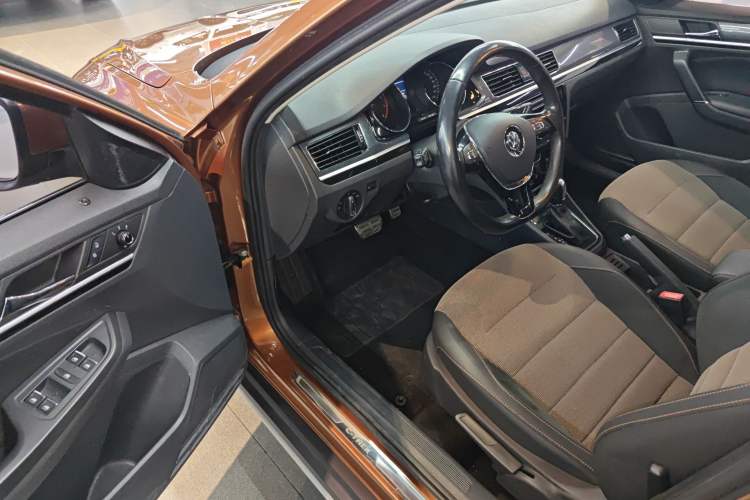 Used Volkswagen C-TREK 2018 230TSI DSG Comfort Model