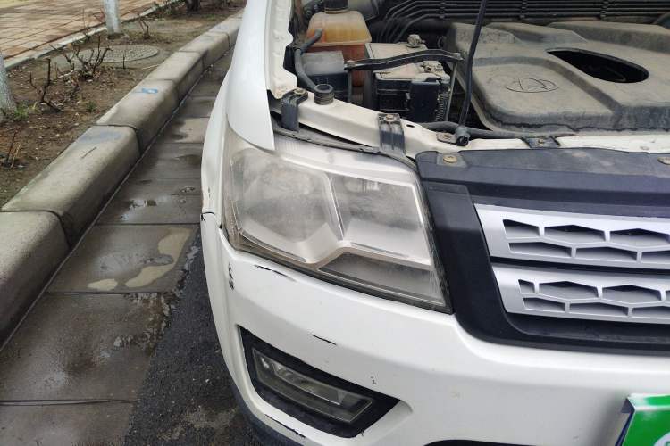 Used CHANGAN KAICHENG Shenqi F30 2018 1.5L Comfort Trim Short Wheelbase DAM15L Right Front Headlight