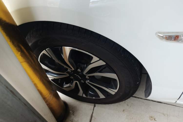 Used Chevrolet Monza 2019 RS 330T Automatic Comfort Edition China VI Standard