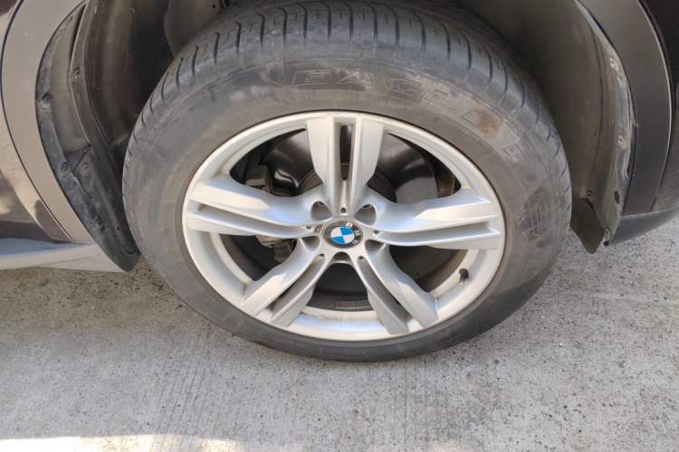 Used BMW X5 2015 xDrive28i