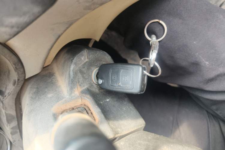 Used CHANGAN KAICHENG Ruixing M90 2017 2.0L Value Edition 6-Seater Hatchback 4G94S Vehicle Key