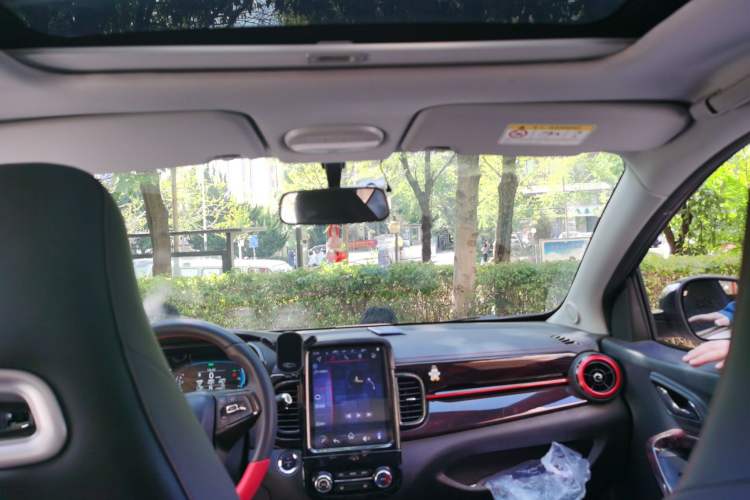 Used Chery Little Ant 2022 Sweet Pink Edition Full-Sugar Version 3-Cell Lithium 30kW 301km Headliner