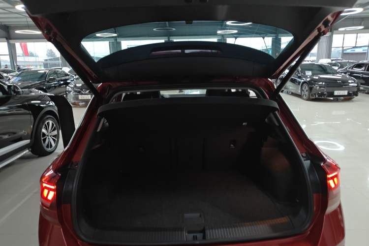 Used Volkswagen T-ROC 2019 280TSI DSG Two-Wheel Drive Comfort Version China VI Standard