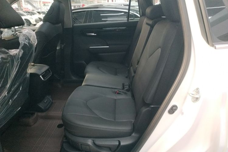 Used Toyota Highlander 2026 Model 2.5L Intelligent Electric Hybrid Dual-Engine Two-Wheel-Drive Luxury Edition 7-seater