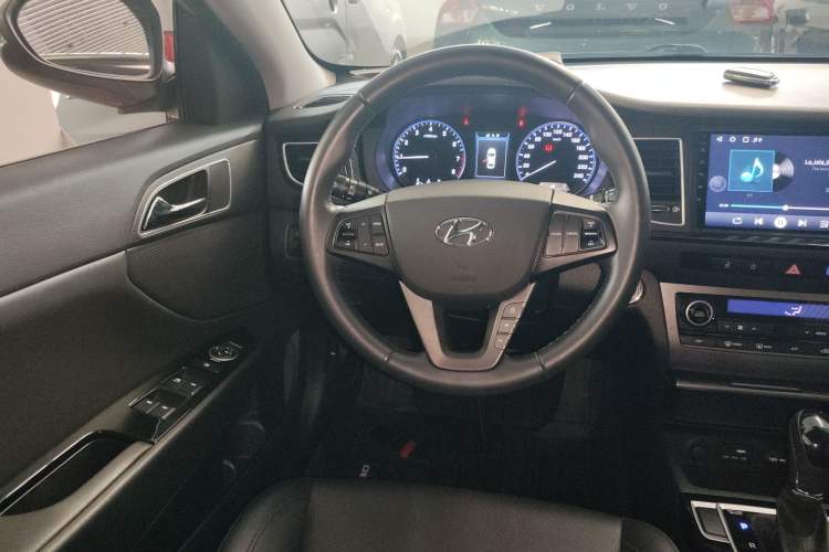 Used Hyundai Mistra 2014 1.8L Automatic Deluxe DLX Model
