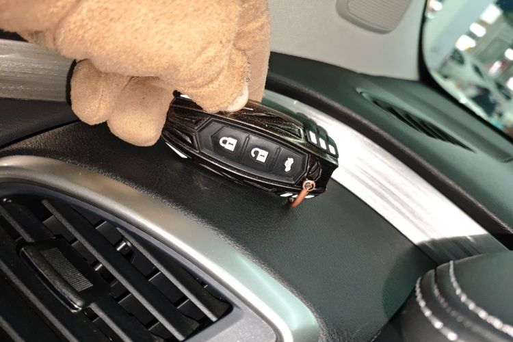 Used Nissan Murano 2021 2.5L XL Two-Wheel Drive Smart Connect Luxury Edition
