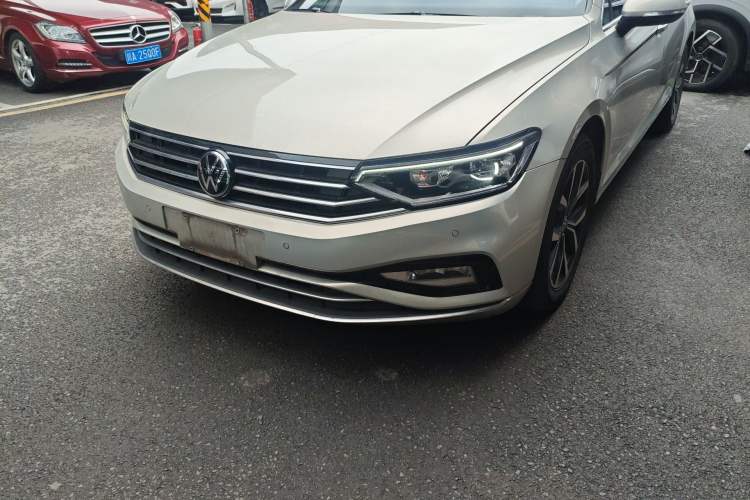 Used Volkswagen Magotan 2020 330TSI DSG Leading Model
