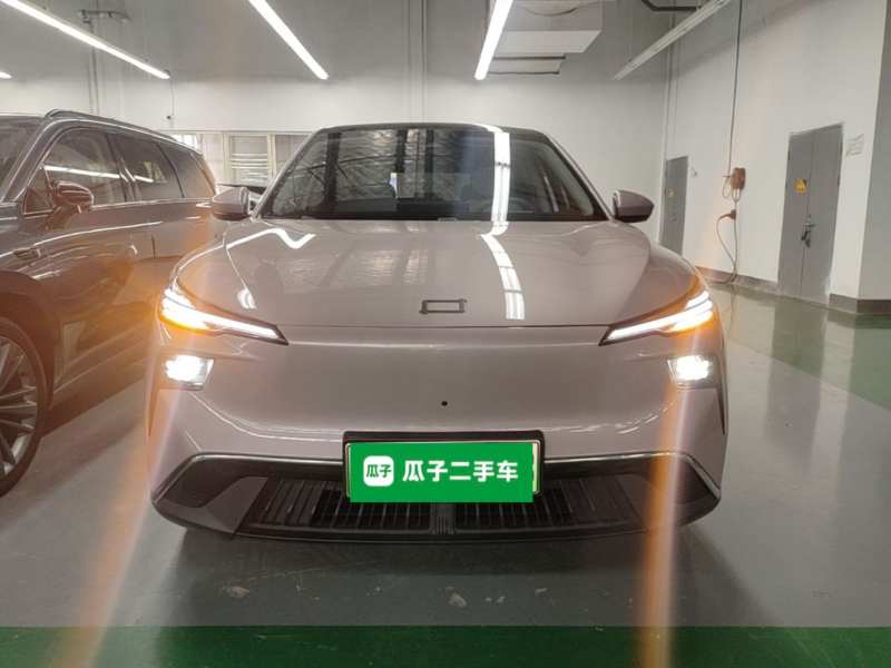 Used Bestune Yueyi 03 2025 565km Premium Edition — 2