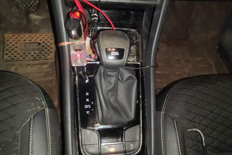 Used Skoda Kodiaq 2018 Facelifted TSI330 5-Seater Two-Wheel-Drive Comfort Edition
