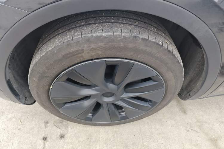 Used Tesla Model Y 2024 Rear-Wheel-Drive Version