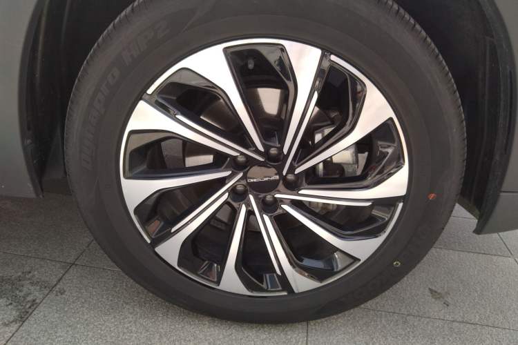 Used BAIC Beijing X7 2022 1.5TD DCT Trendy Edition Right Front Wheel Hub