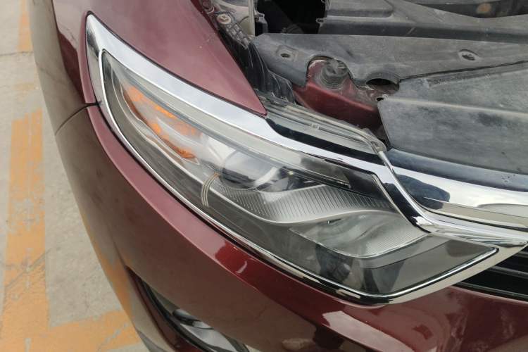 Used Soueast DX7 2015 1.5T Automatic Luxury Model Right Front Headlight