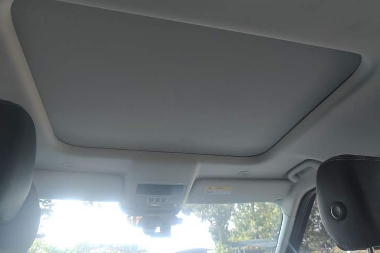 Used Land Rover Discovery 2021 360 PS R-Dynamic S