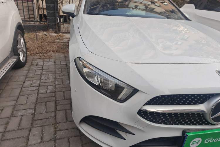 Used Mercedes-Benz A-Class 2021 A 200 L Sport Sedan Fashion Model
