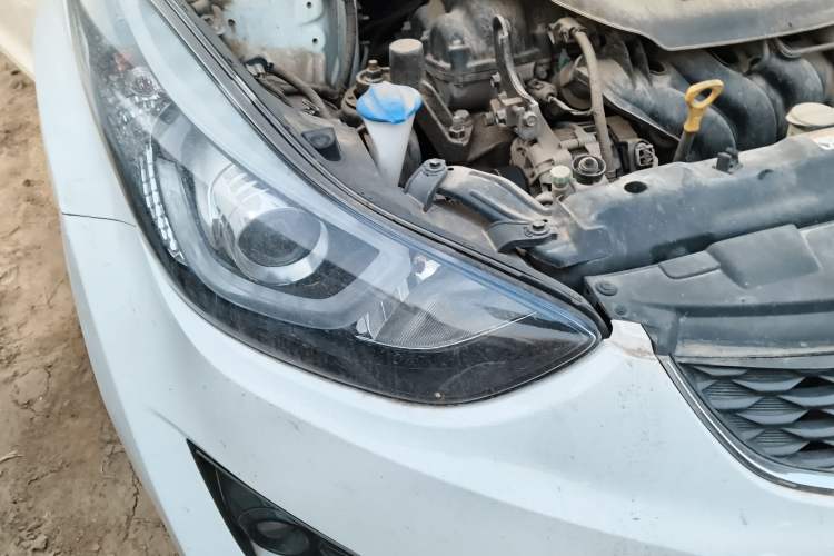 Used Hyundai Elantra (5th Generation / Langdong) 2016 1.6L Manual Luxury Model
