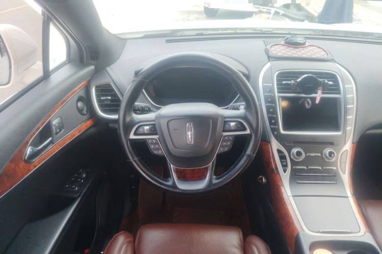 Used Lincoln Nautilus 2019 2.7T Four-Wheel Drive Prestige Edition China VI Standard Steering Wheel