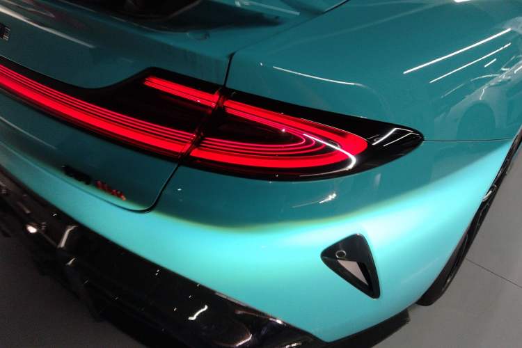 Used Xiaomi Auto SU7 2024 Four-Wheel Drive Ultra-Long Range Advanced Intelligent Driving Max Edition Exterior 3