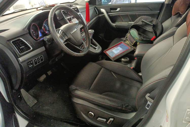 Used Haval H6 2015 Sport Edition 1.5T Automatic Two-Wheel Drive Luxury Model
