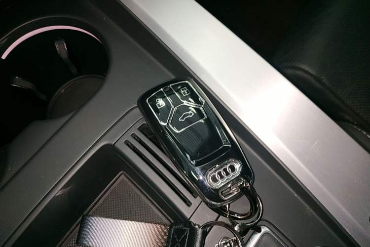 Used Audi A4L 2022 40 TFSI Luxury Dynamic Model