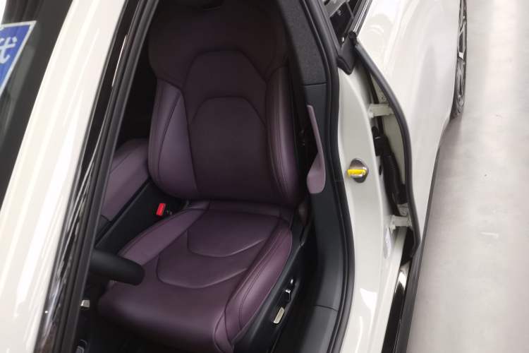 Used Xiaomi Auto SU7 2024 Rear-Drive Ultra-Long Range Advanced Pro-Level Intelligent Driving Version
