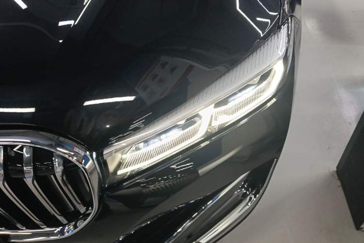 Used BMW 7 Series 2021 740Li Leading Edition Luxury Package
