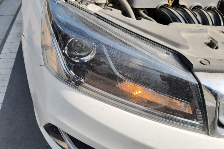 Used Geely Auto Emgrand 2019 Leading Edition 1.5L Manual Luxury Model China VI Standard
