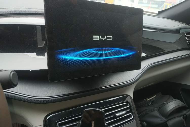 Used BYD Qin PLUS 2024 HONOR Edition DM-i 55KM Leading Model
