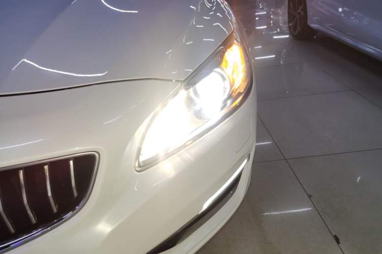 Used Volvo S60 2018 S60L T3 Smart Progress Edition