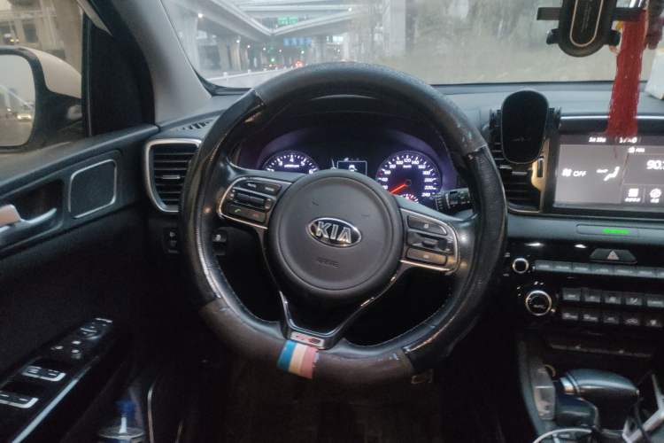 Used Kia KX5 2016 1.6T Automatic Two-Wheel Drive DLX
