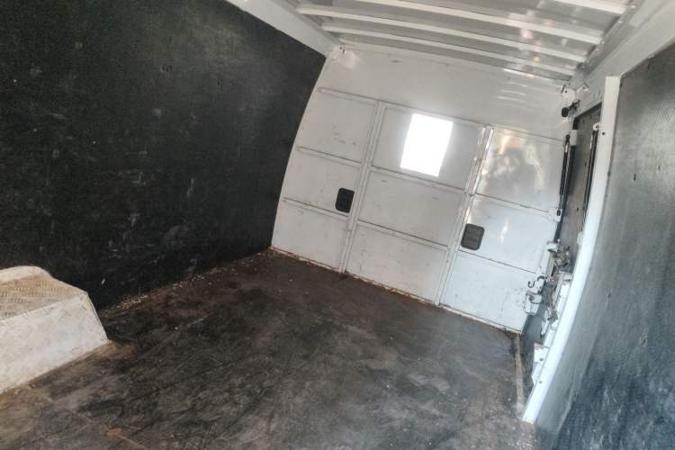 Used JMC E-Roadrunner 2023 E630 Van Base Model 41.86 kWh
