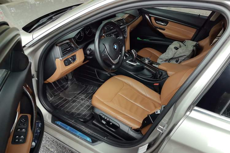 Used BMW 3 Series 2015 320Li Luxury Design Package Premium Edition